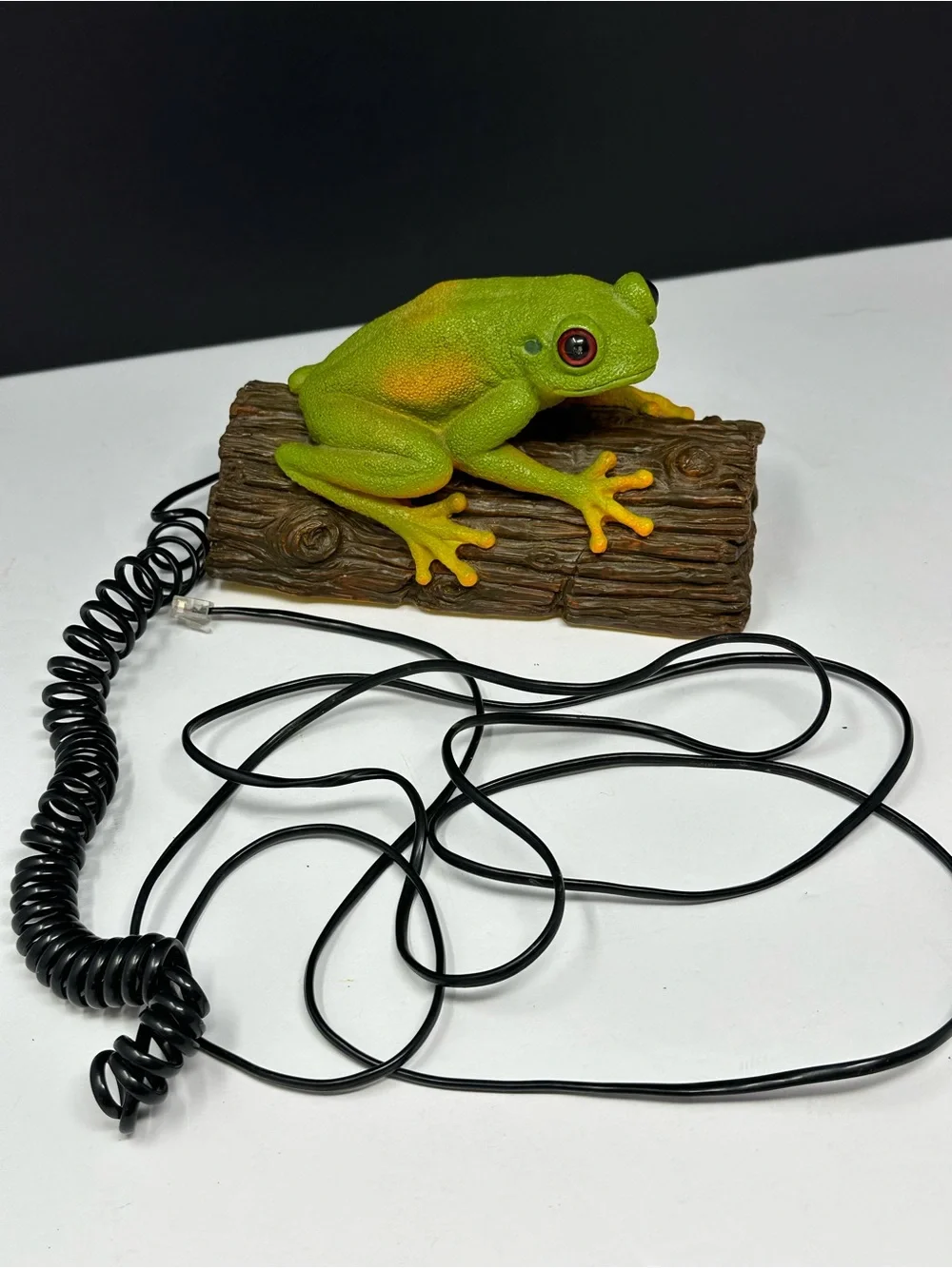Vintage Telemania Rainforest Tree Frog Telephone Land Line Croaking Ringer T7